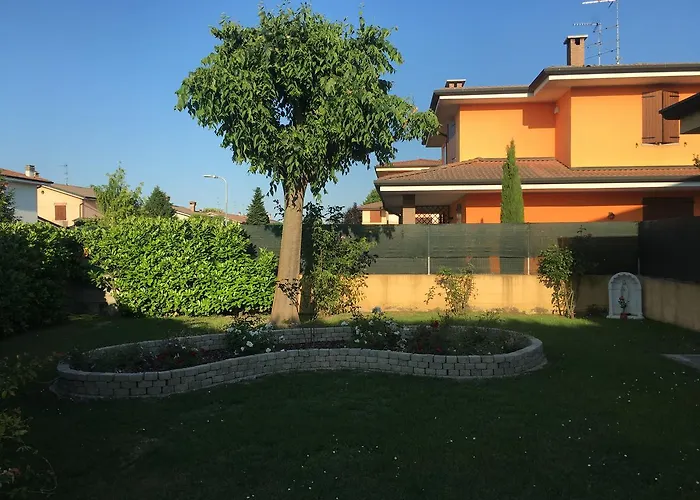 Ca' Le Rose 3* Bagnolo San Vito